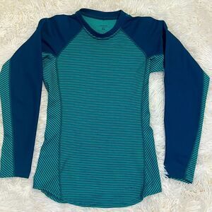 Patagonia Capilene Baselayer Top XS Teal Blue Stripe Long Sleeve